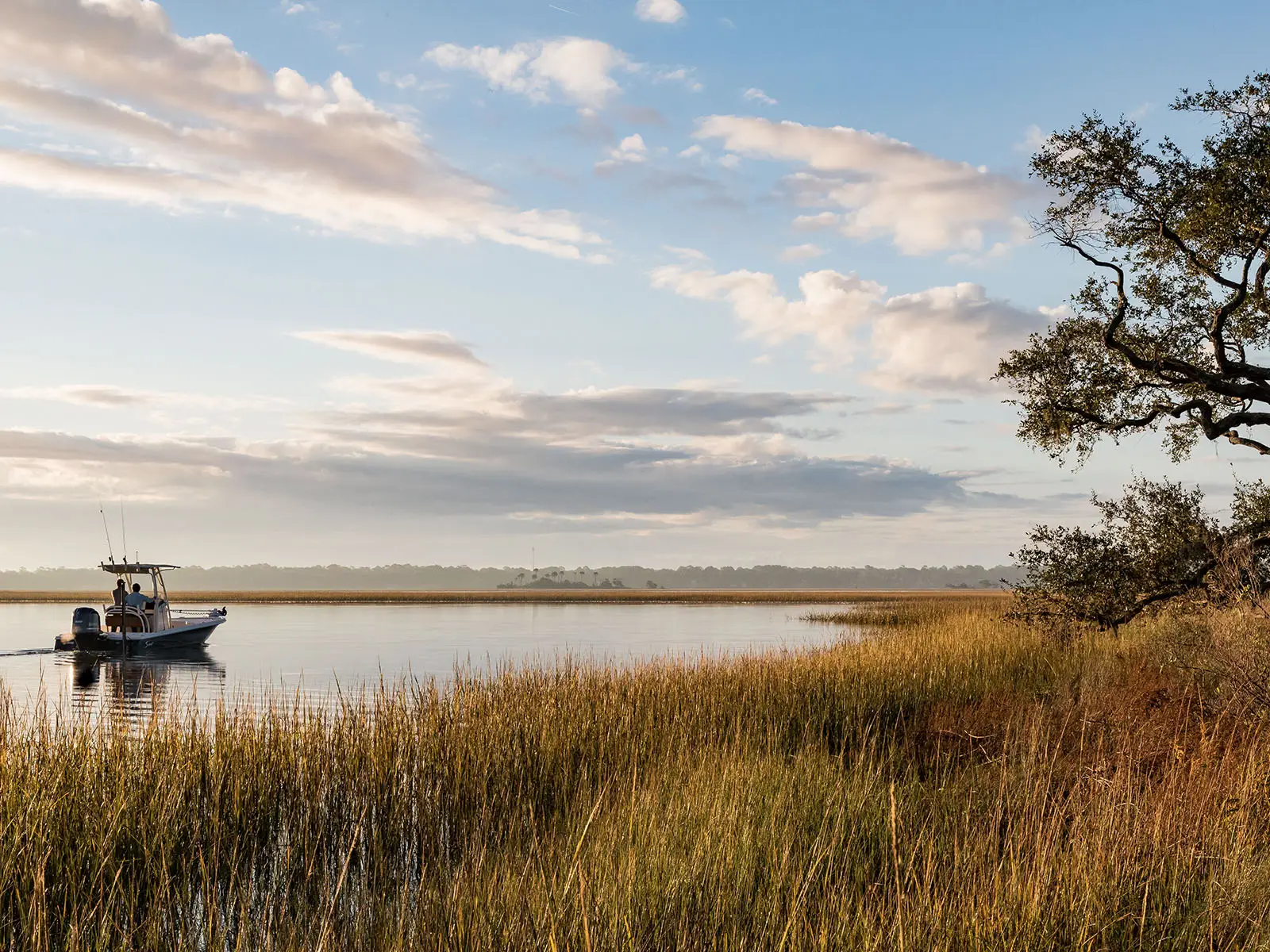 boating-march-coastline-scenic