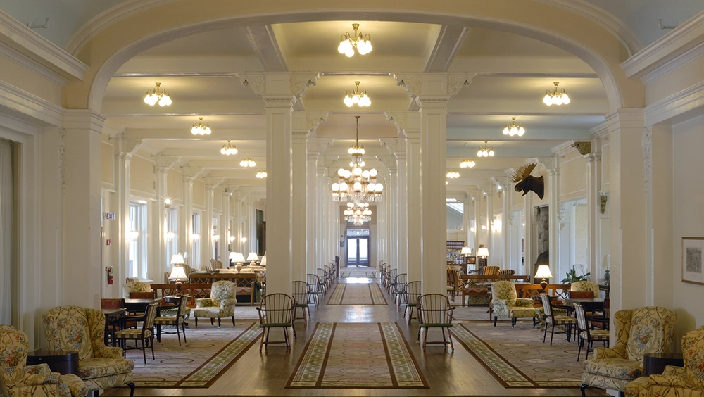 mt-washington-lobby-thumb